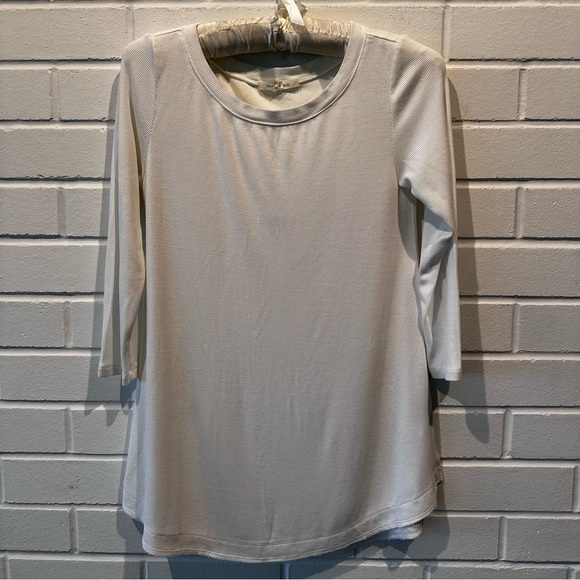 Pure & Good tee - Picture 1 of 6